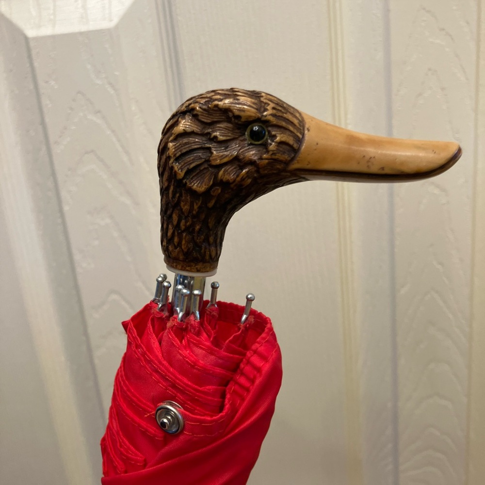 Vintage Wooden Duck Handle Red Umbrella - Picture 4 of 9